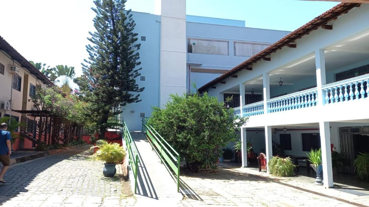 גויאניה Cr Hotel Bueno - Antigo Hotel Serras De Goyaz מראה חיצוני תמונה The school's main building