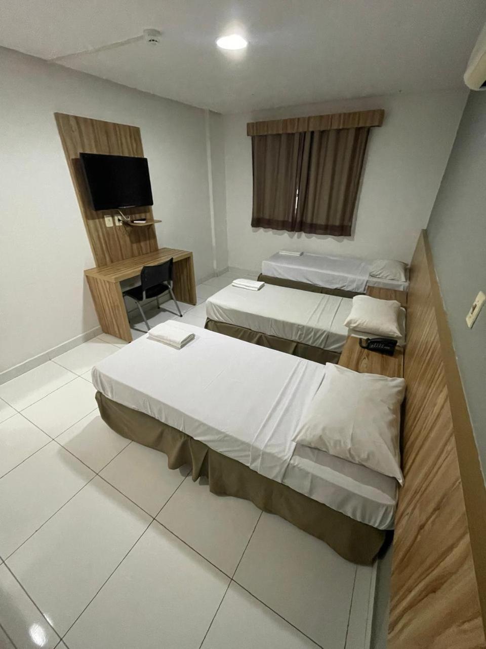 גויאניה Cr Hotel Bueno - Antigo Hotel Serras De Goyaz מראה חיצוני תמונה A room at the hotel