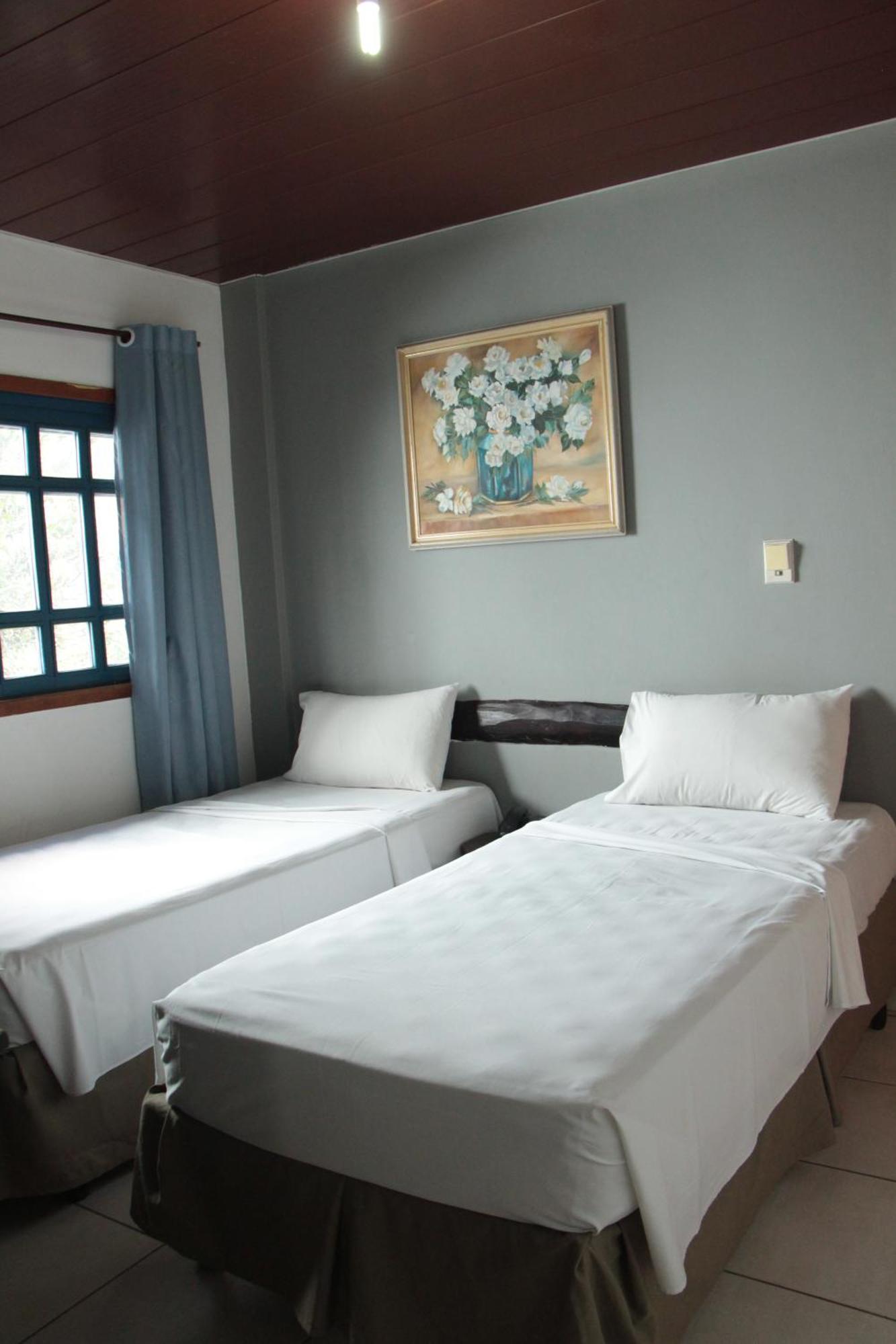 גויאניה Cr Hotel Bueno - Antigo Hotel Serras De Goyaz מראה חיצוני תמונה A room at the hotel
