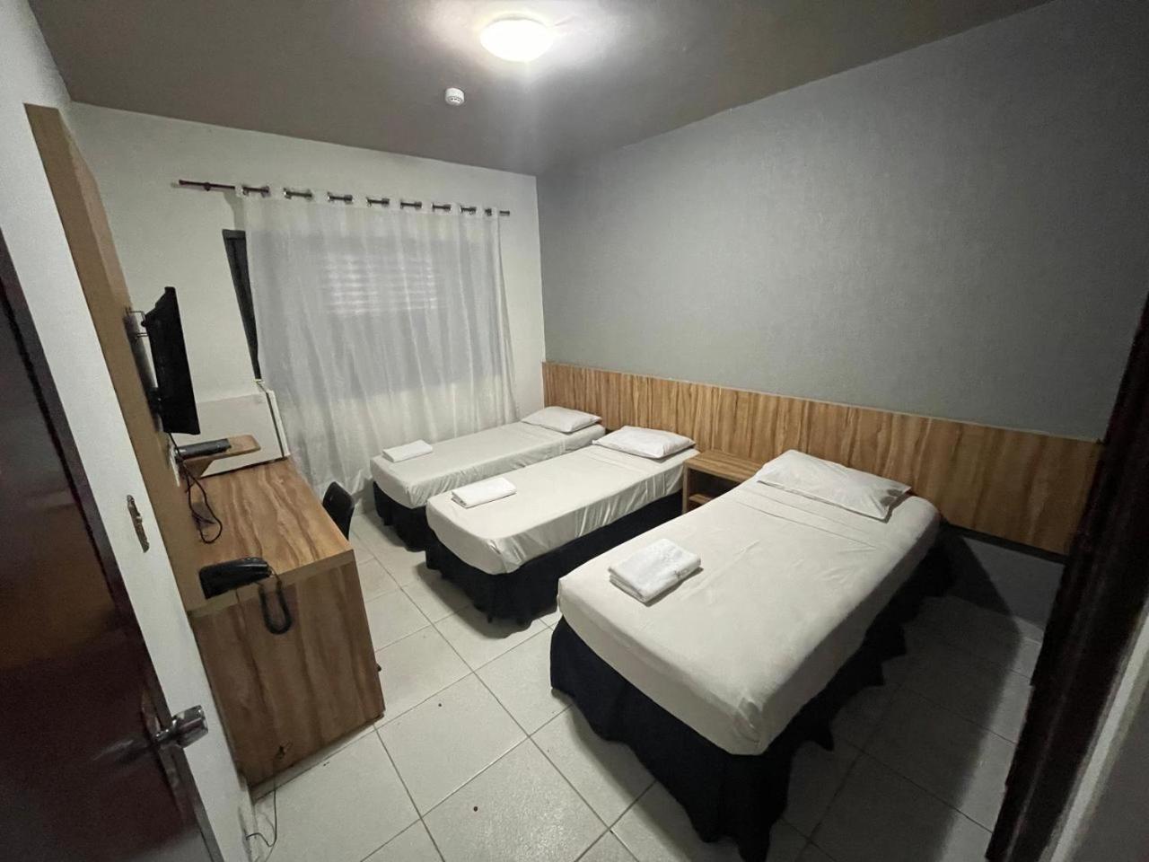 גויאניה Cr Hotel Bueno - Antigo Hotel Serras De Goyaz מראה חיצוני תמונה A room at the hotel