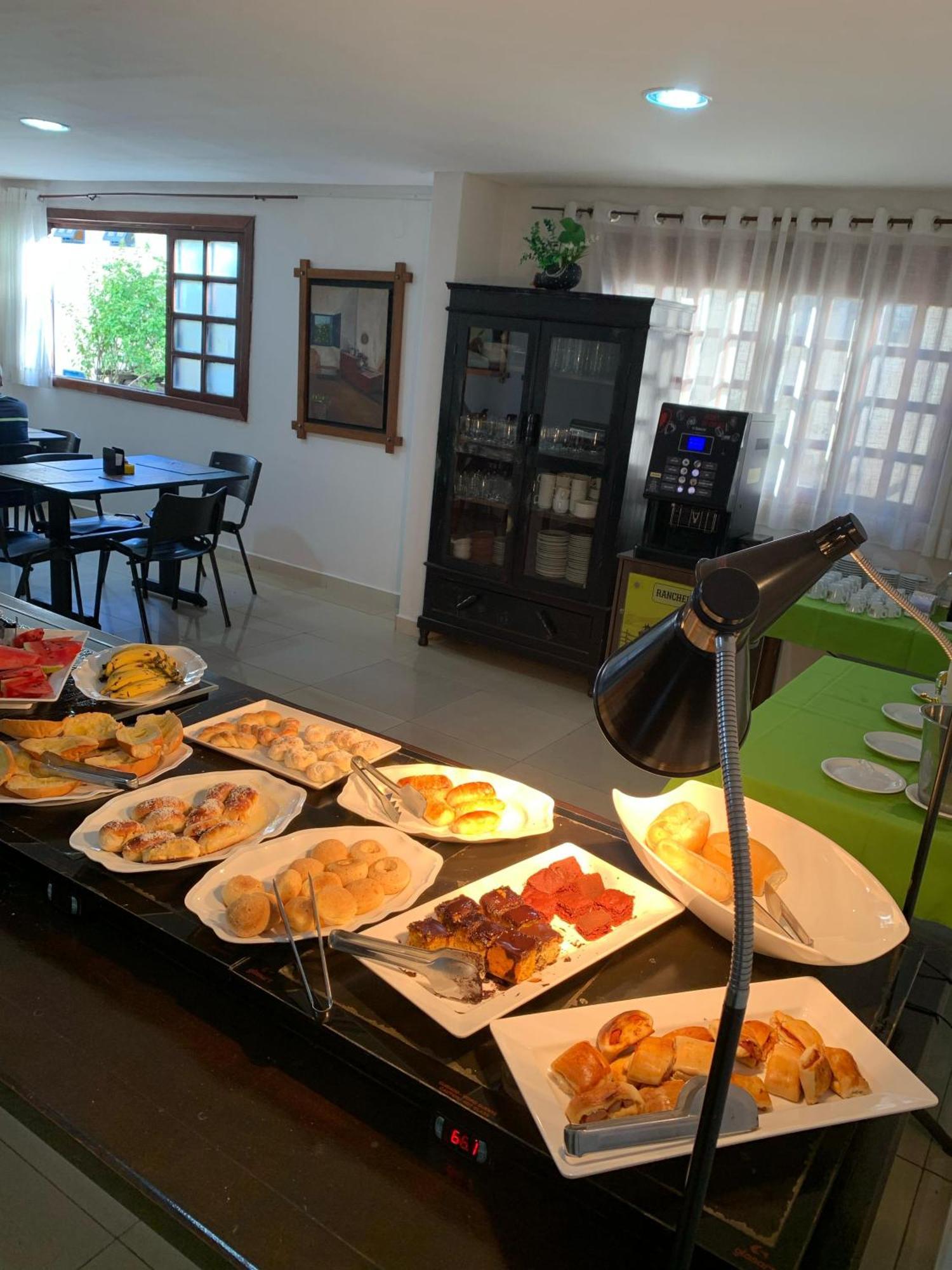 גויאניה Cr Hotel Bueno - Antigo Hotel Serras De Goyaz מראה חיצוני תמונה